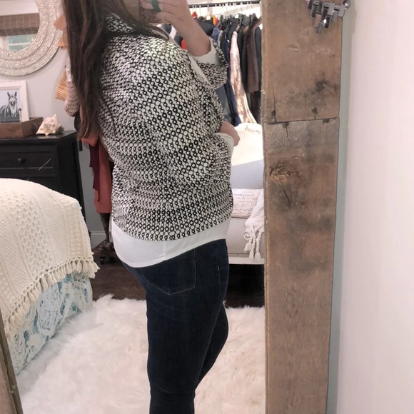 Cabi size 8 black & white circle print career blazer - Picture 3 of 8